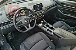 نيسان ألتيما